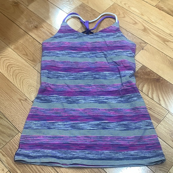 ivviva (lululemon) tank top with a built in sports bra for kids size 12 - Picture 1 of 2